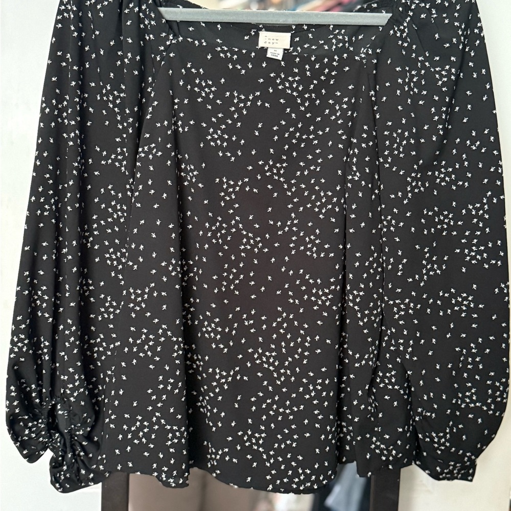 A New Day Black and White Long Sleeve Blouse